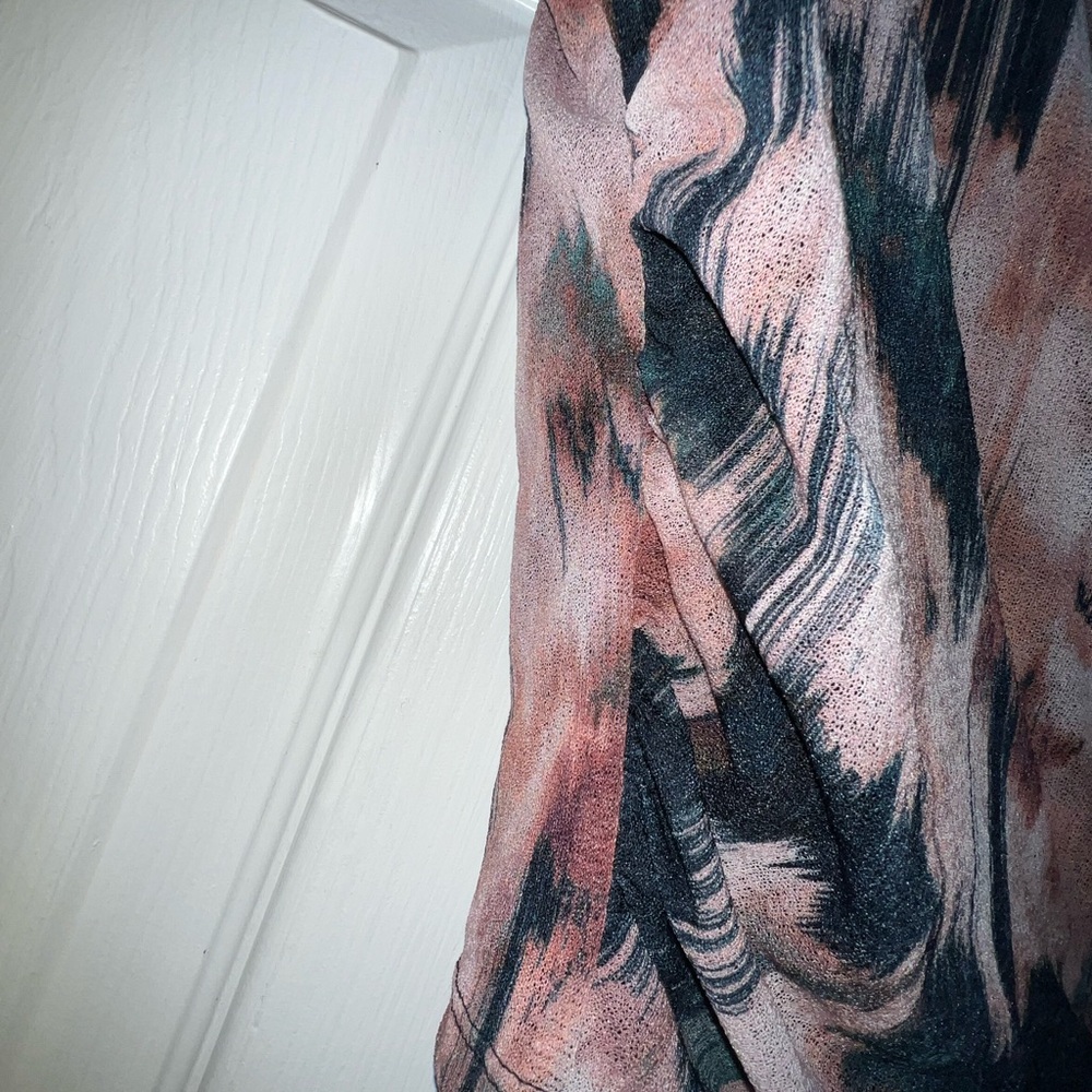 Crop Top - Picture 4 of 4
